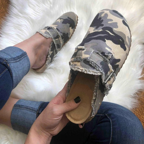Flat Heel Round Toe Canvas Loafer Women's Vintage Clogs (Commission Agent)